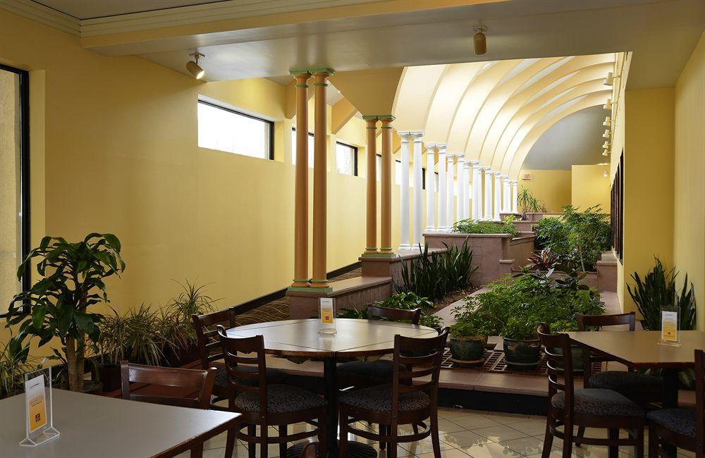 Clarion Inn New London/ Mystic Esterno foto